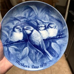 Vintage Blue Bird Plate - Mother's Day 1972 Robin Redbreast